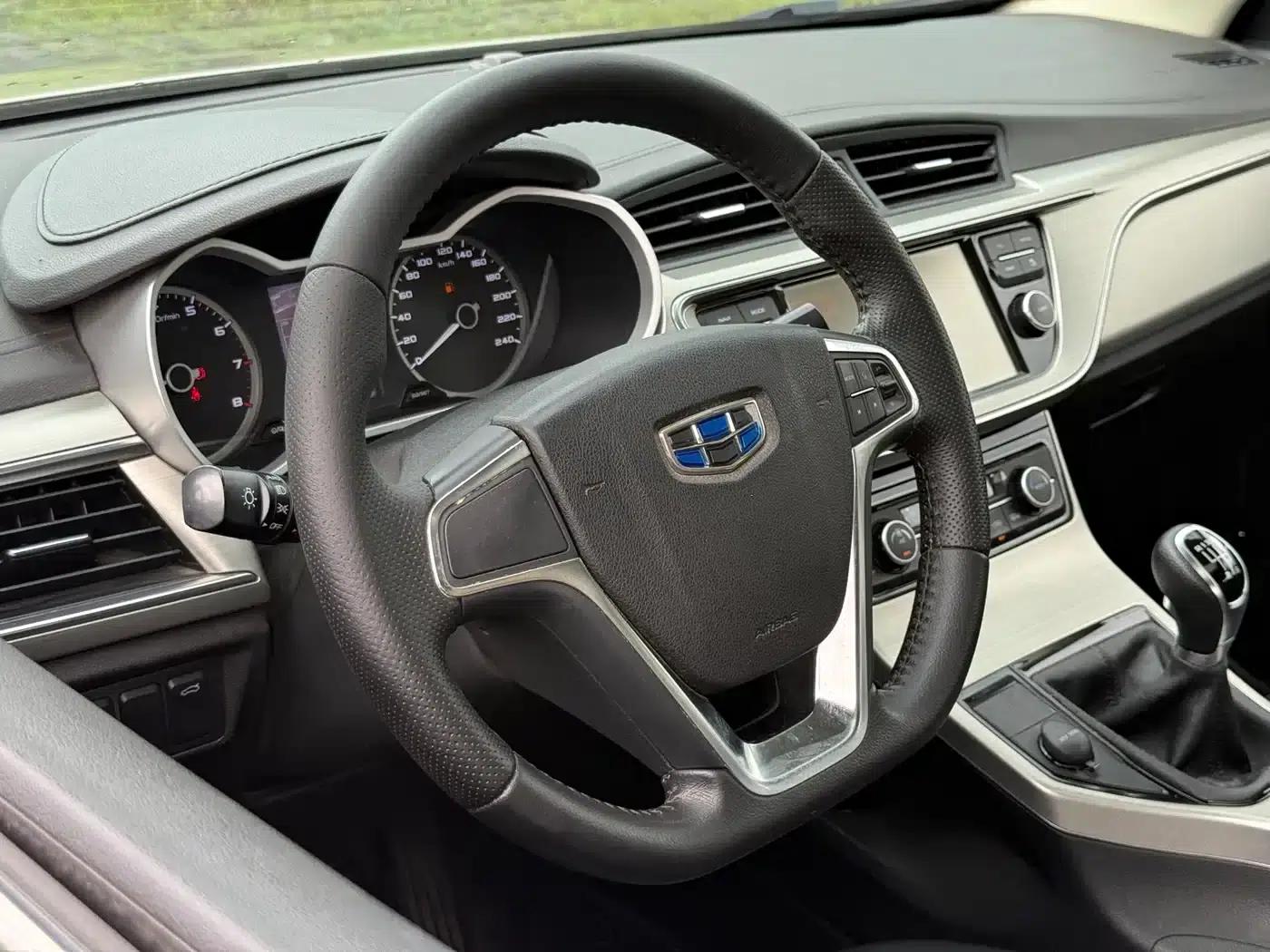 Geely Emgrand GL 2017 1.3T Manual Elite — миниатюра 16
