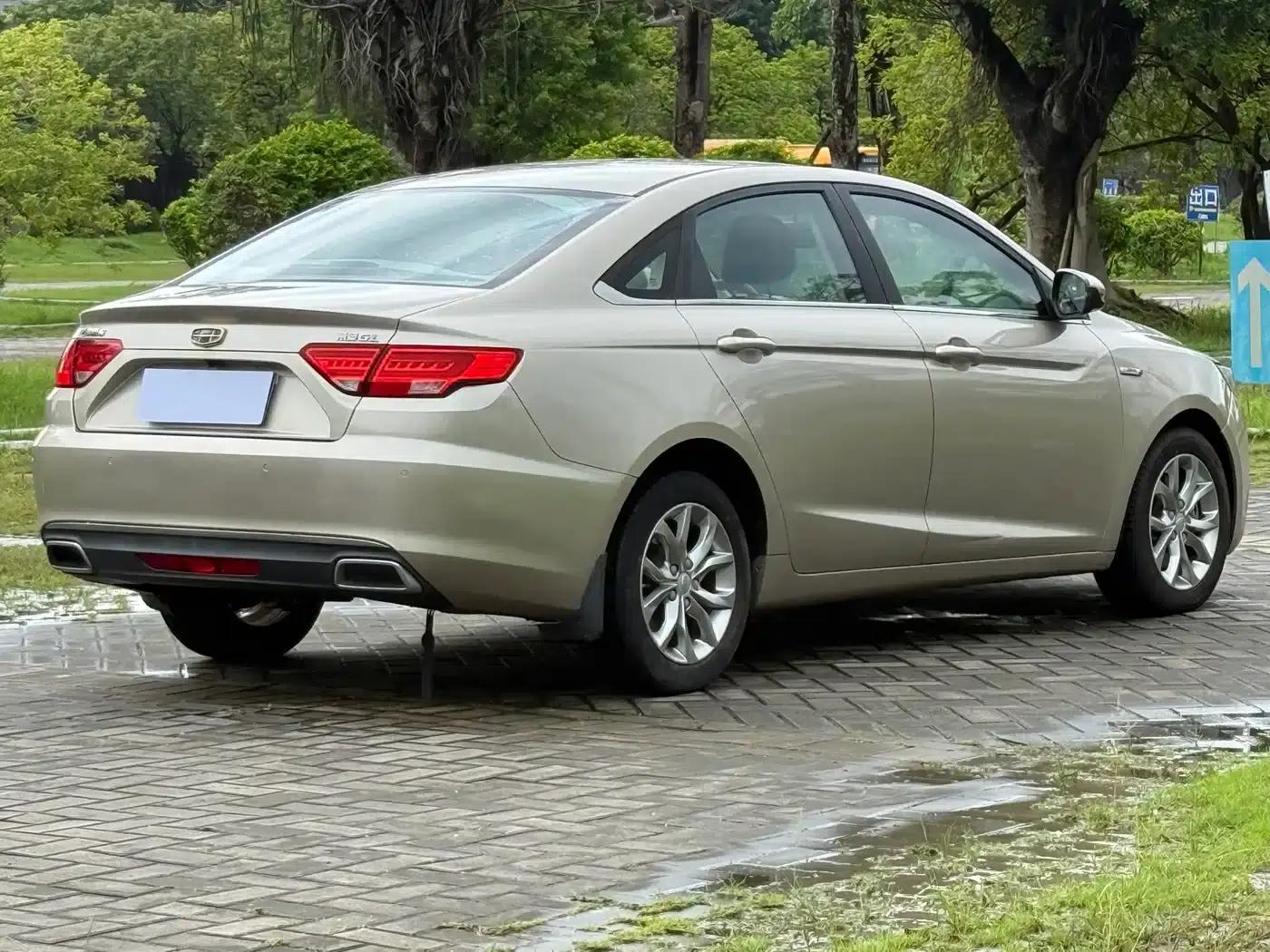 Geely Emgrand GL 2017 1.3T Manual Elite — миниатюра 10