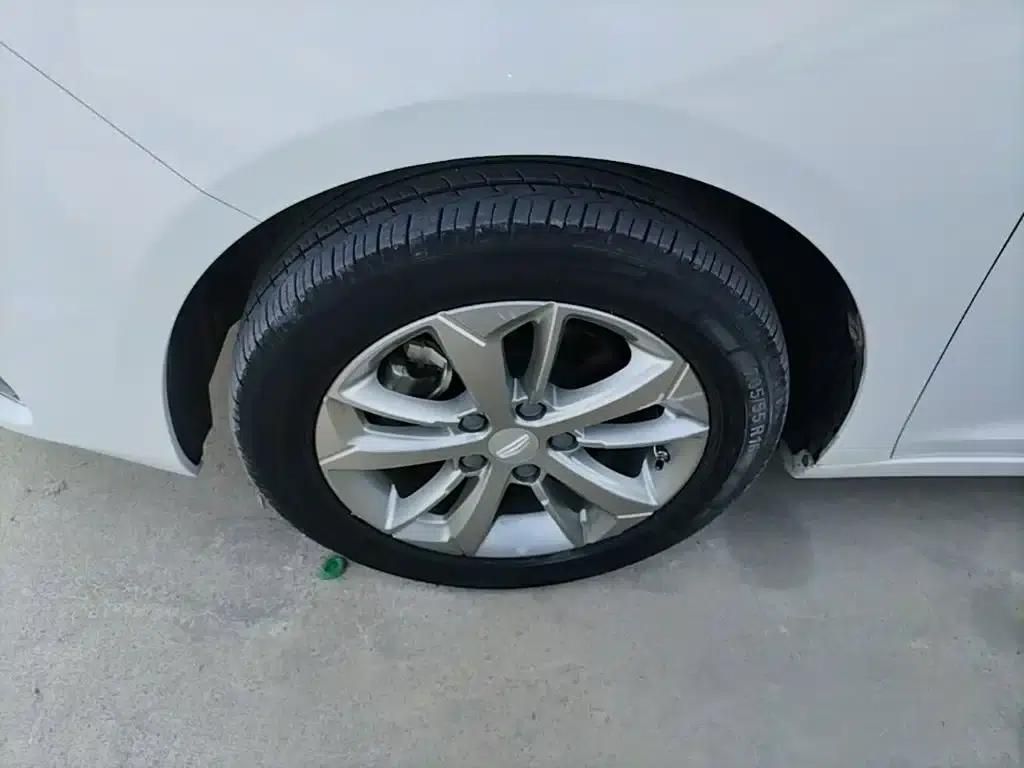 Geely Emgrand GL 2020 1.4T CVT Luxury Edition — миниатюра 23