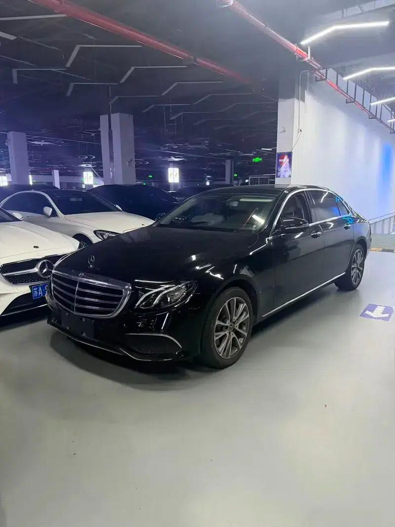 Mercedes-Benz E-Class 2019 E 300 L Fashion Edition — миниатюра 1