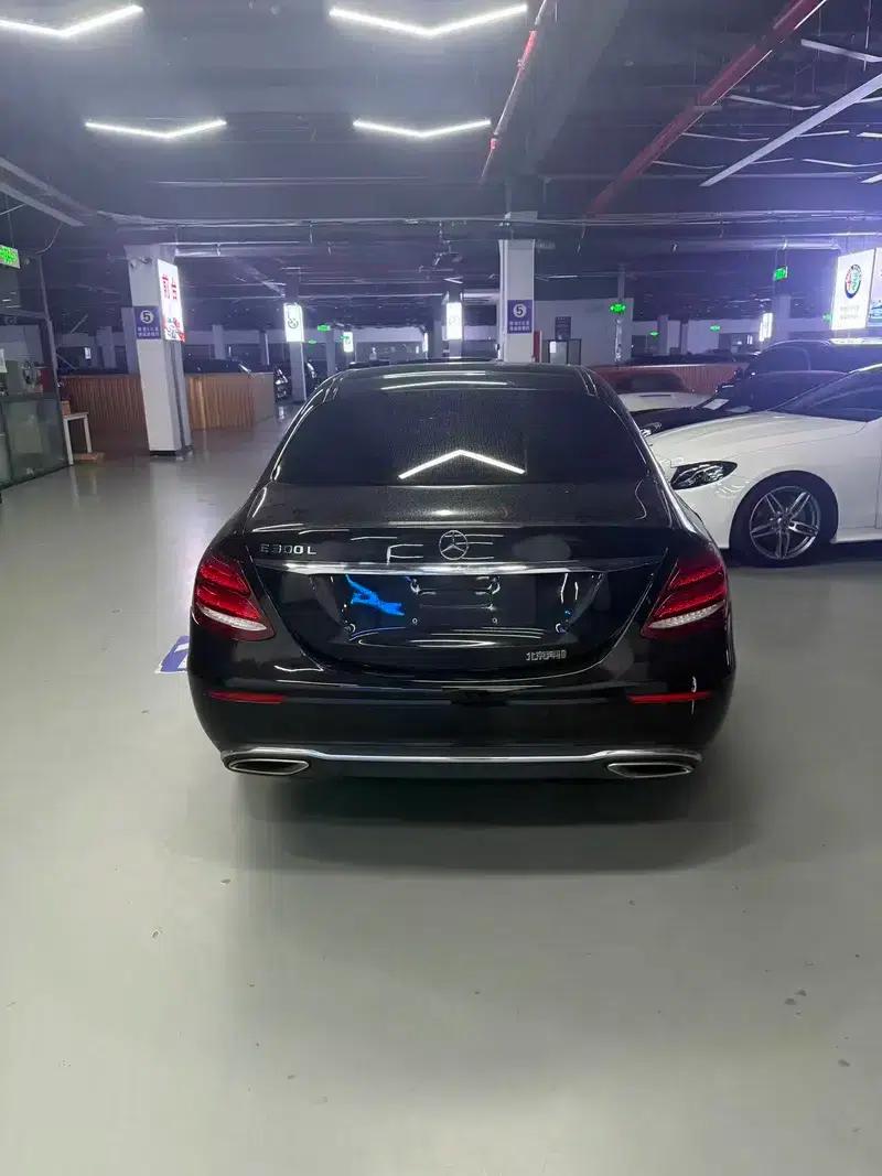 Mercedes-Benz E-Class 2019 E 300 L Fashion Edition — миниатюра 3