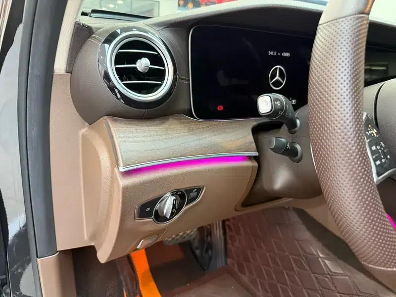 2023 Mercedes-Benz E-Class E 300 L Luxury Sedan — миниатюра 19