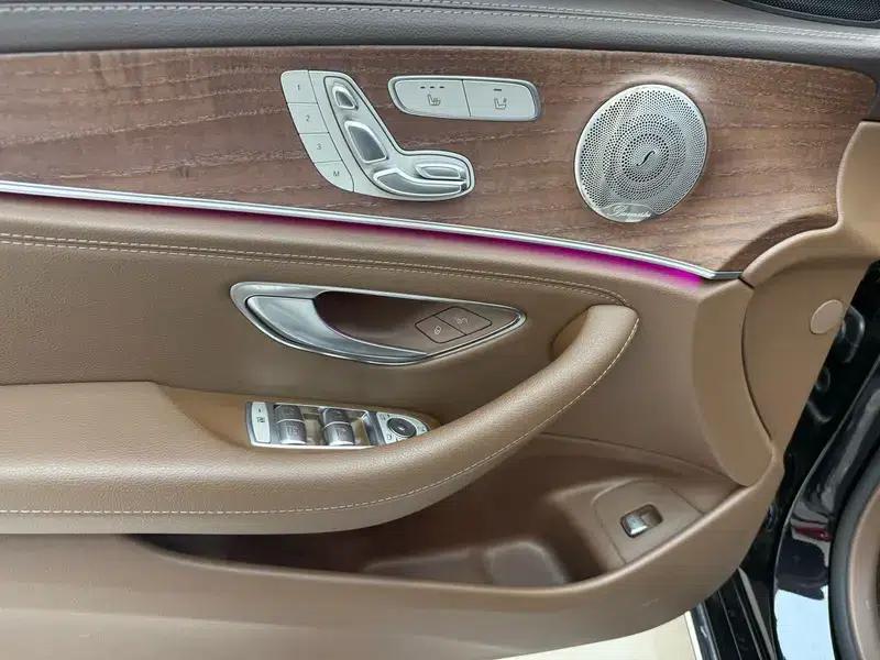 2023 Mercedes-Benz E-Class E 300 L Luxury Sedan — миниатюра 23