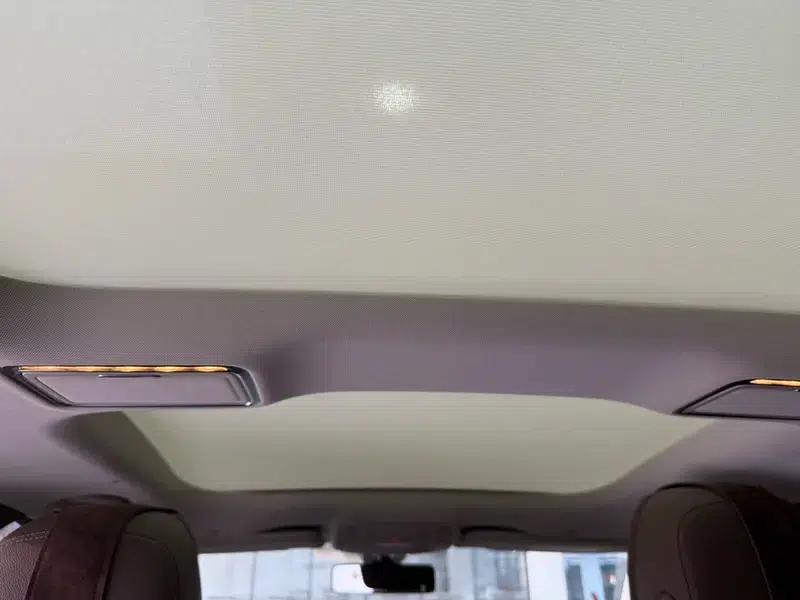 2023 Mercedes-Benz E-Class E 300 L Luxury Sedan — миниатюра 25