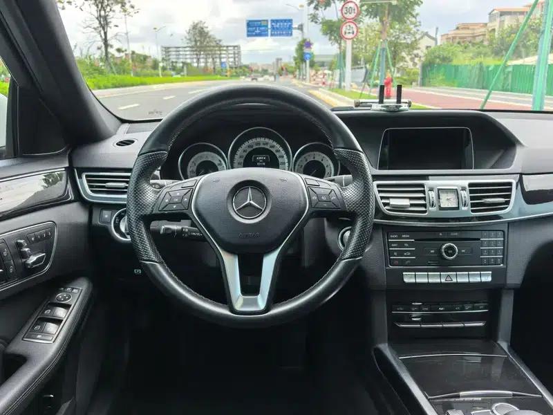 2015 Mercedes-Benz E-Class Facelift E 260 L Sport — миниатюра 11