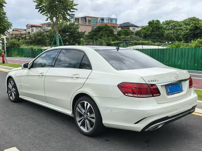 2015 Mercedes-Benz E-Class Facelift E 260 L Sport — миниатюра 4