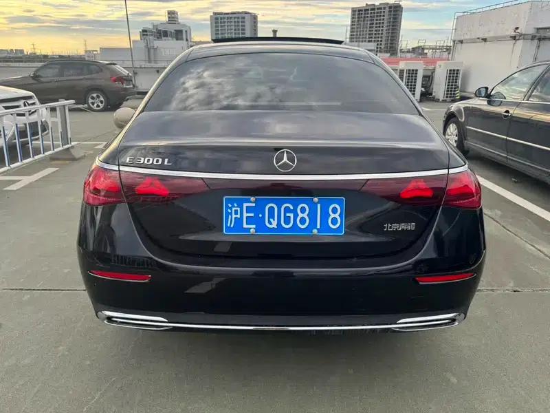 Mercedes-Benz E-Class 2025 Facelift E 300 L Fashion Sedan — миниатюра 5