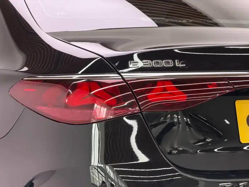Mercedes-Benz E-Class 2024 E 300 L Fashion Sport Sedan — миниатюра 13