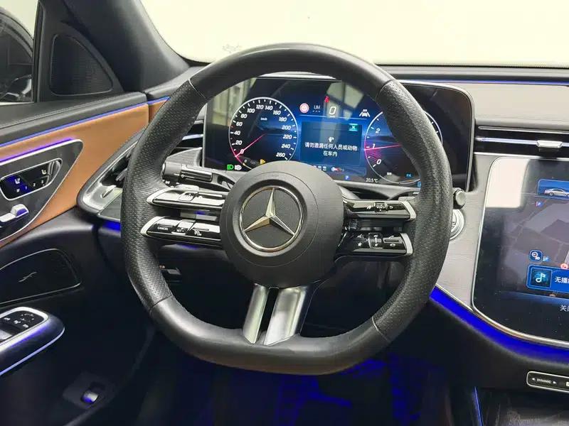 Mercedes-Benz E-Class 2024 E 300 L Fashion Sport Sedan — миниатюра 16