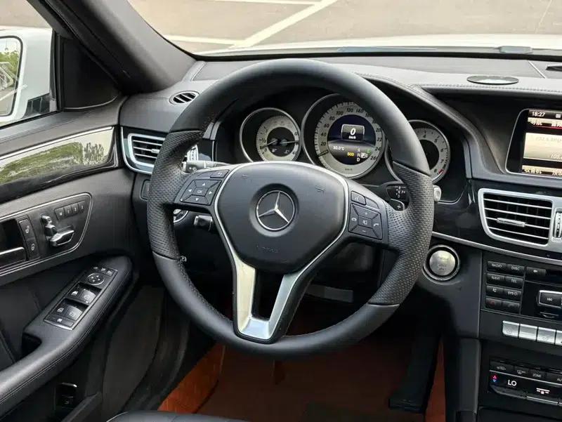 2015 Mercedes-Benz E-Class E 320 L Sport 4MATIC — миниатюра 17