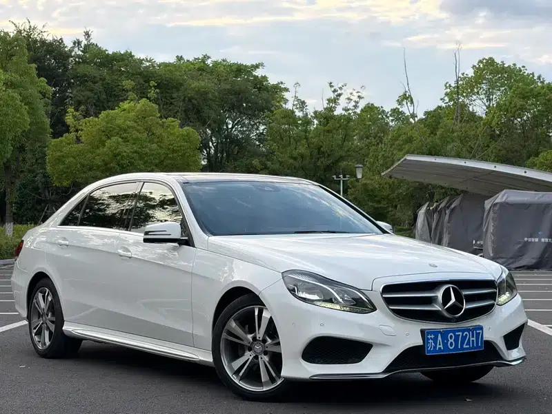 2015 Mercedes-Benz E-Class E 320 L Sport 4MATIC — миниатюра 3