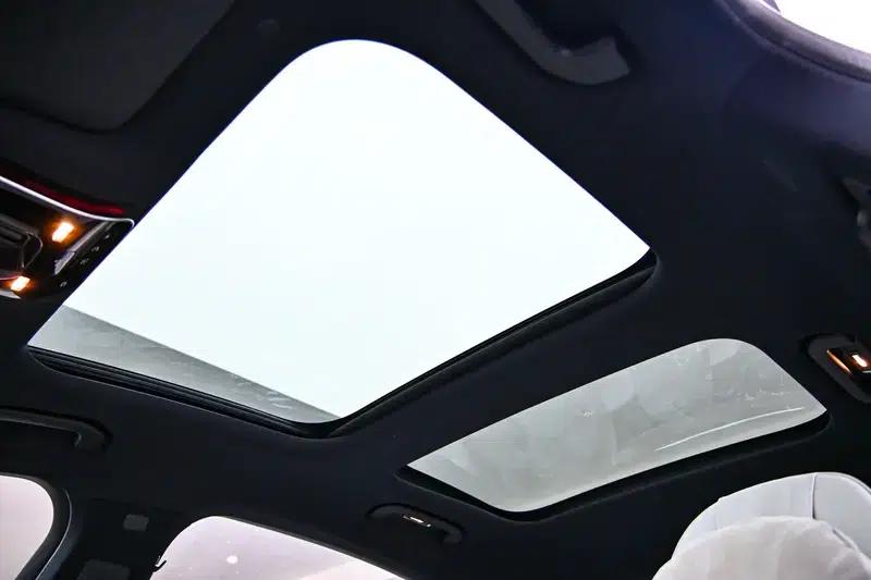 Mercedes-Benz E-Class 2024 E 300 L Luxury Sedan — миниатюра 19