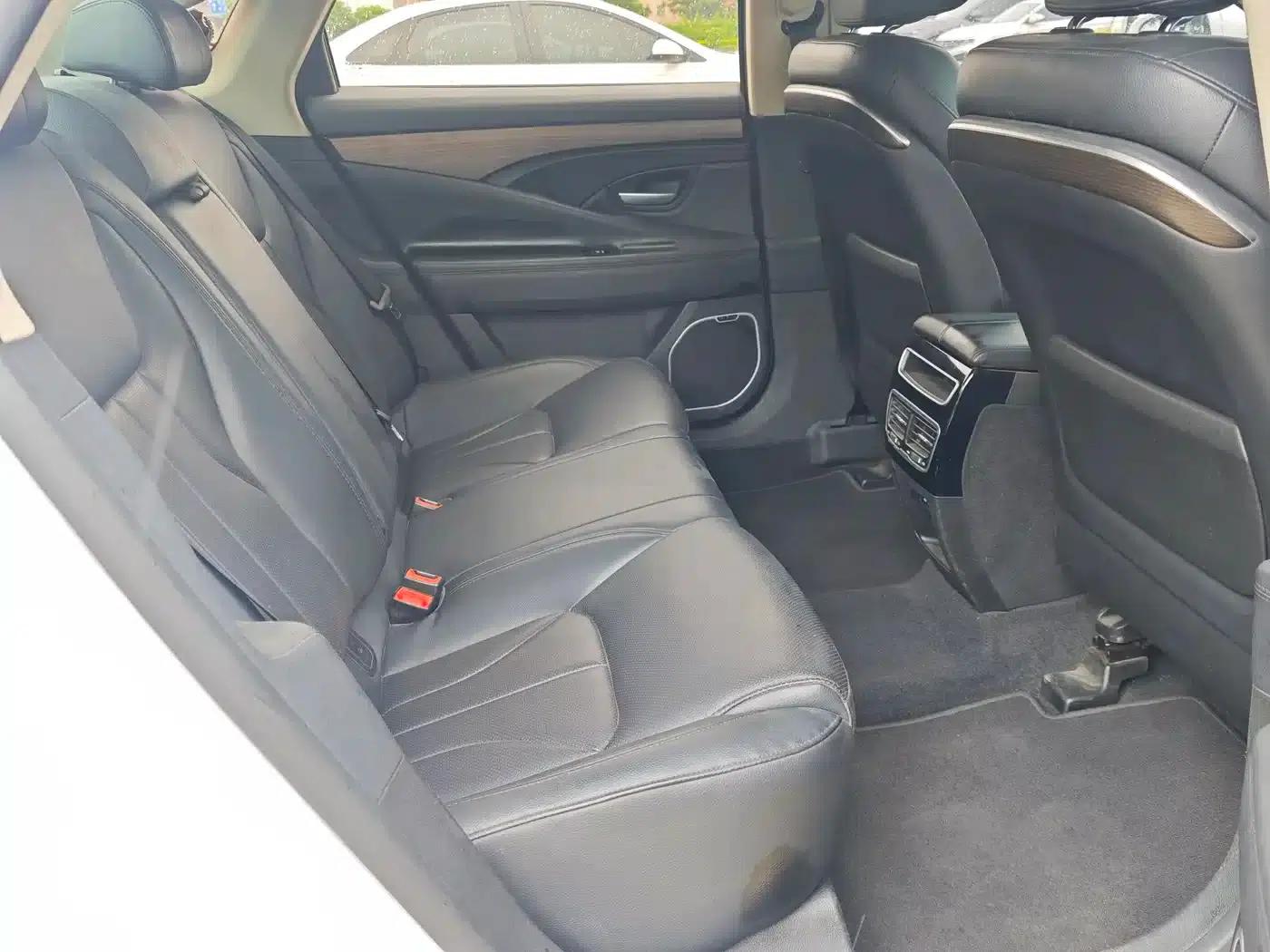 Geely Borui 2018 1.8T Premium Smart Edition — миниатюра 17