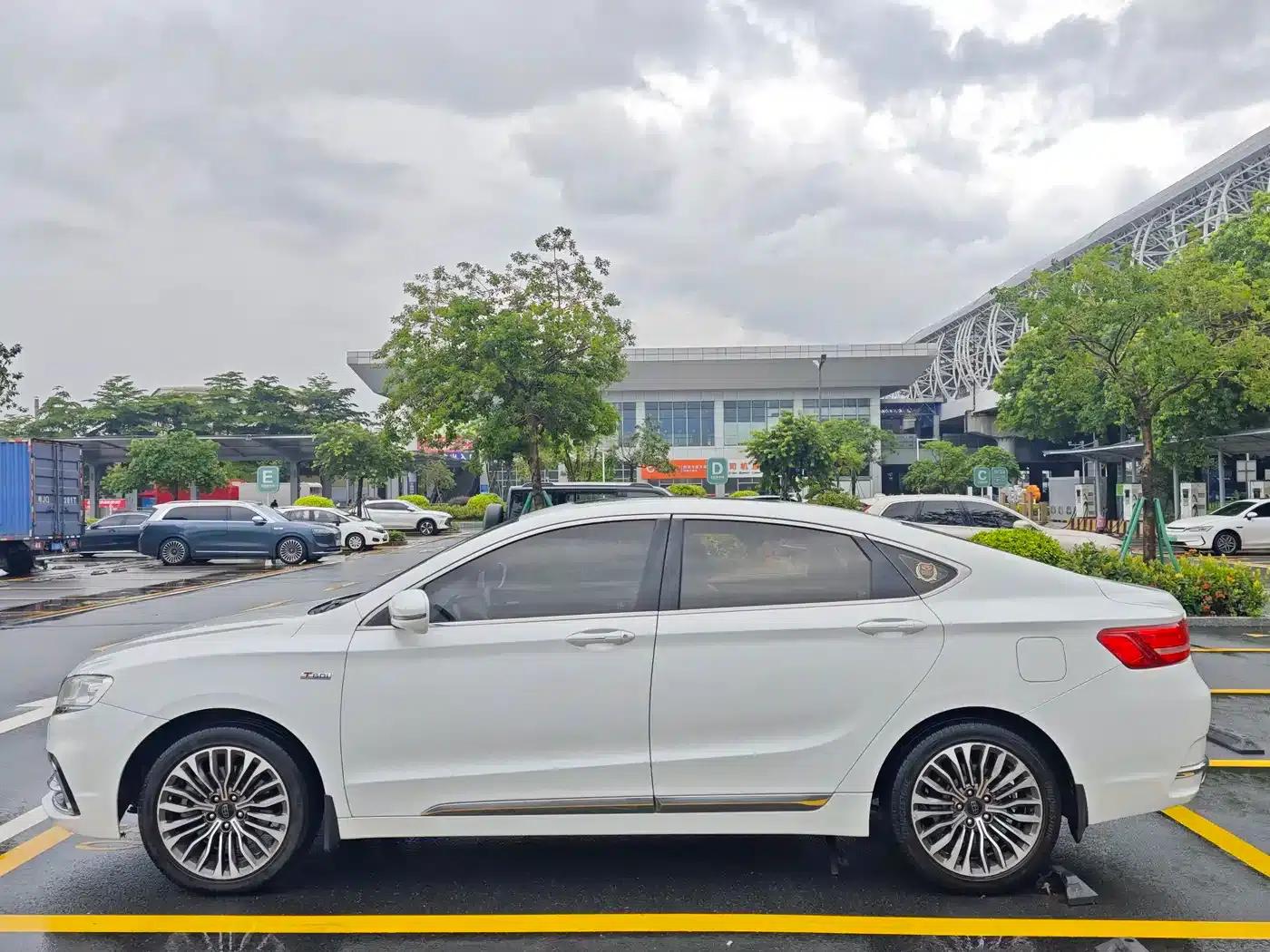 Geely Borui 2018 1.8T Premium Smart Edition — миниатюра 4