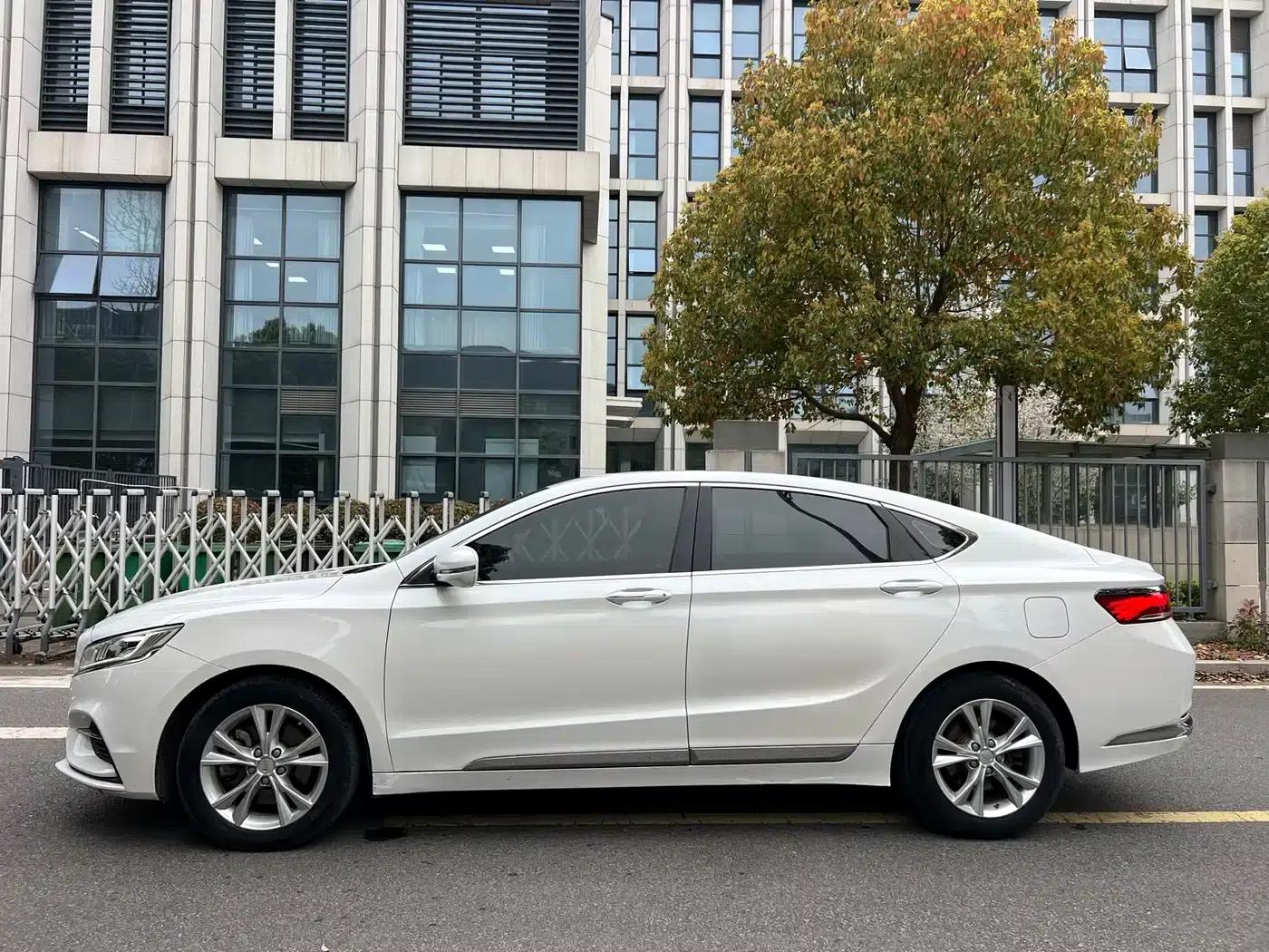 Geely Borui 2020 Facelift 1.8T Navigator Edition — миниатюра 7