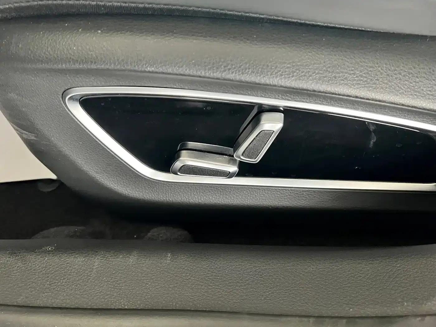 Geely Borui New Energy 2022 1.5T PHEV Mileage Upgrade Premium Edition — миниатюра 16