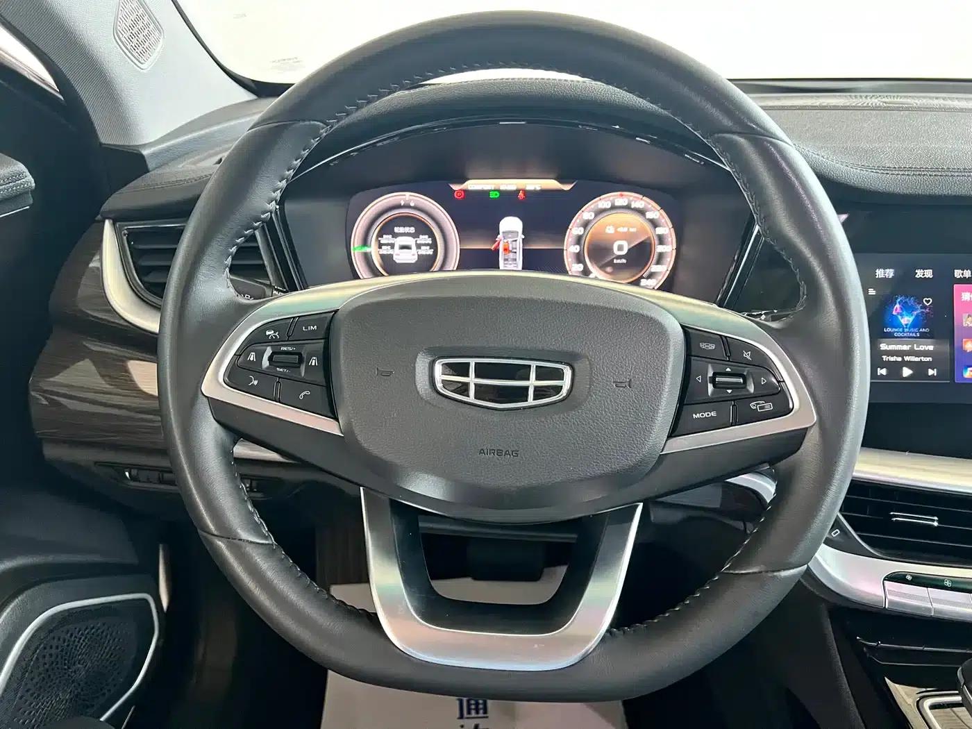 Geely Borui New Energy 2022 1.5T PHEV Mileage Upgrade Premium Edition — миниатюра 20