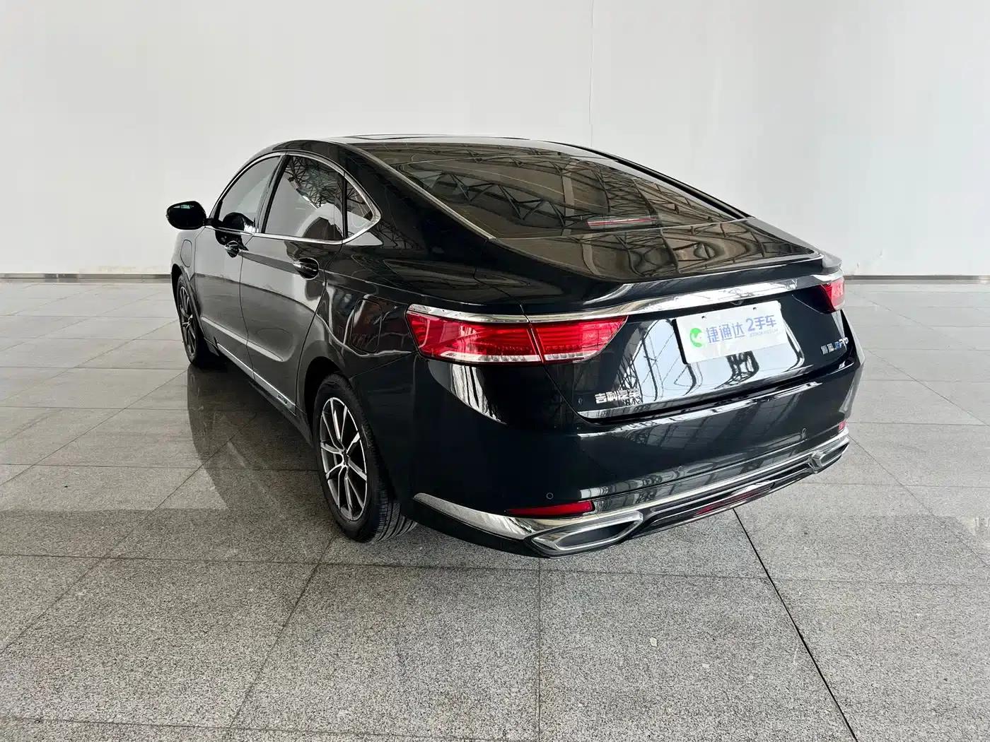 Geely Borui New Energy 2022 1.5T PHEV Mileage Upgrade Premium Edition — миниатюра 5
