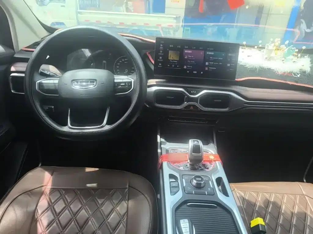 Geely Haoyue 2022 1.8TD Automatic Comfort 7-seater — миниатюра 6