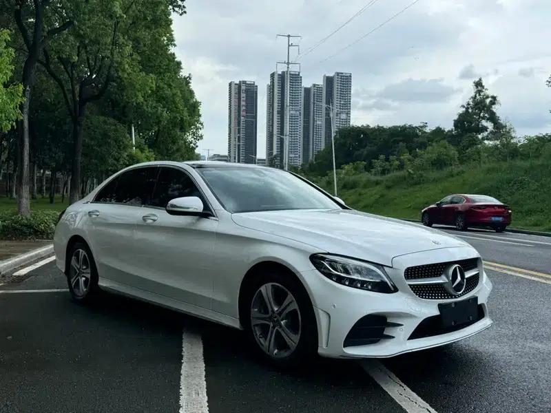2020 Mercedes-Benz C-Class C 260 L Sport Edition — миниатюра 3