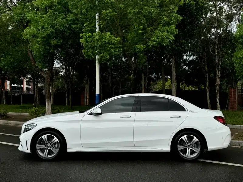 2020 Mercedes-Benz C-Class C 260 L Sport Edition — миниатюра 4