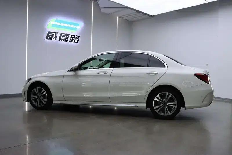 Mercedes-Benz C-Class 2020 Facelift C 200 L Fashion Sport Edition — миниатюра 4