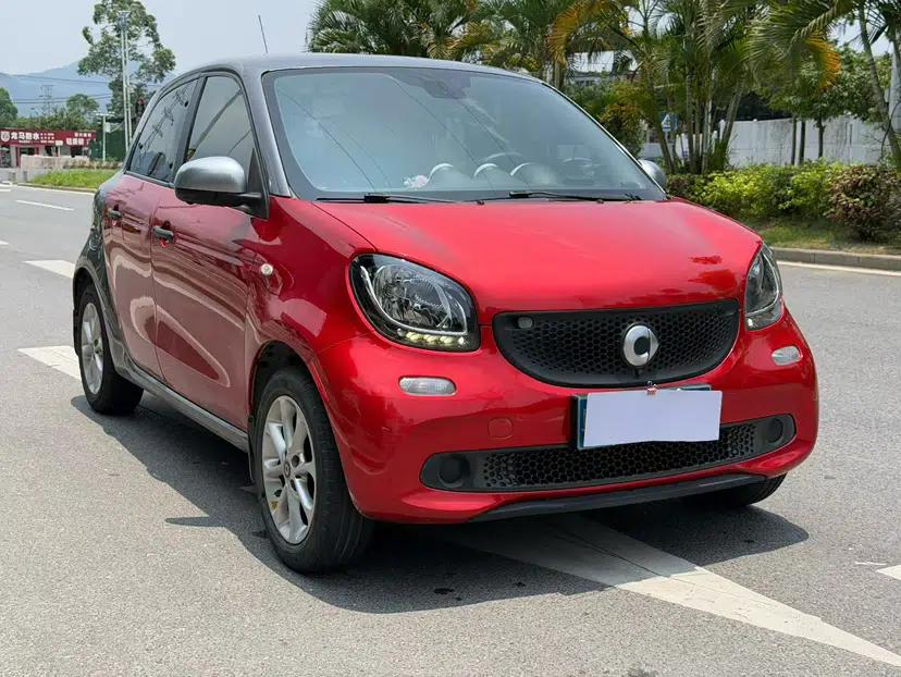 smart forfour 2016 1.0L 52 kW Dynamic Edition — миниатюра 19