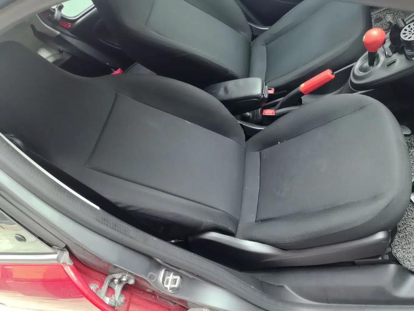 smart forfour 2016 1.0L 52 kW Dynamic Edition — миниатюра 28