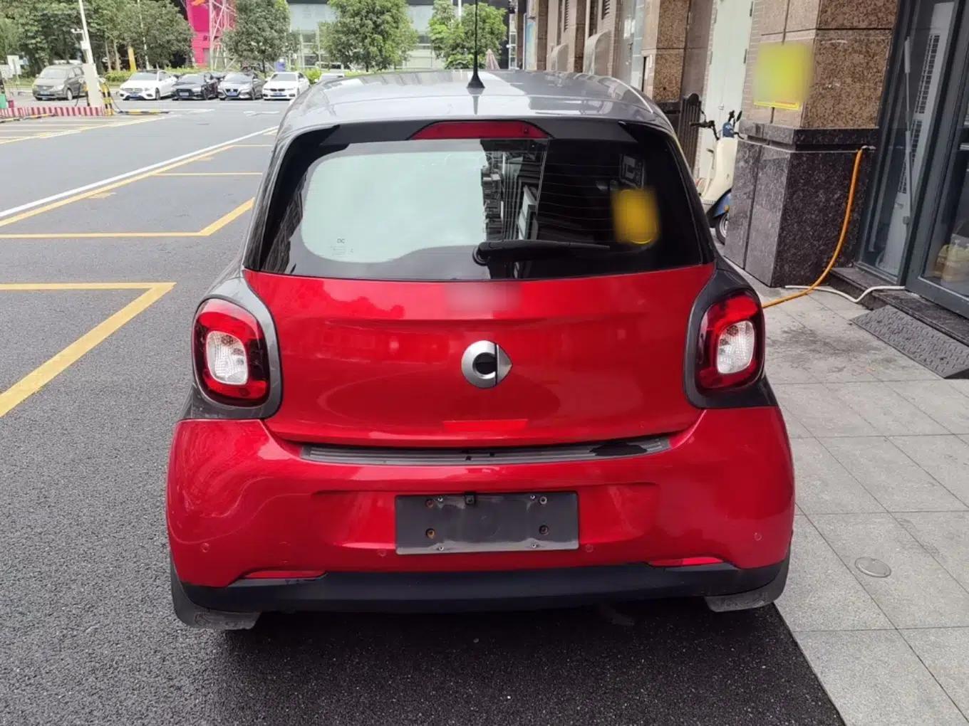smart forfour 2016 1.0L 52 kW Dynamic Edition — миниатюра 5