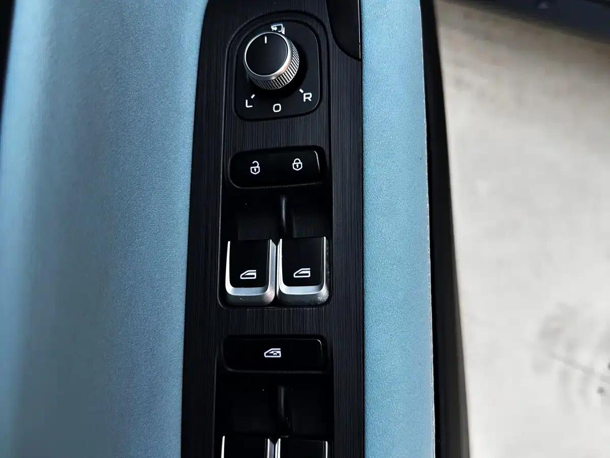 Geely Emgrand S 2022 1.4T CVT Crossover Player Edition — миниатюра 12