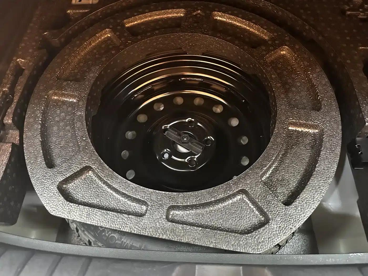 Geely Emgrand S 2022 1.4T CVT Crossover Player Edition — миниатюра 10