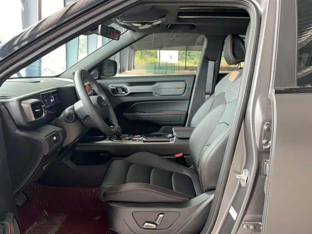 Geely Cowboy 2025 1.5TD Wild Edition — миниатюра 19
