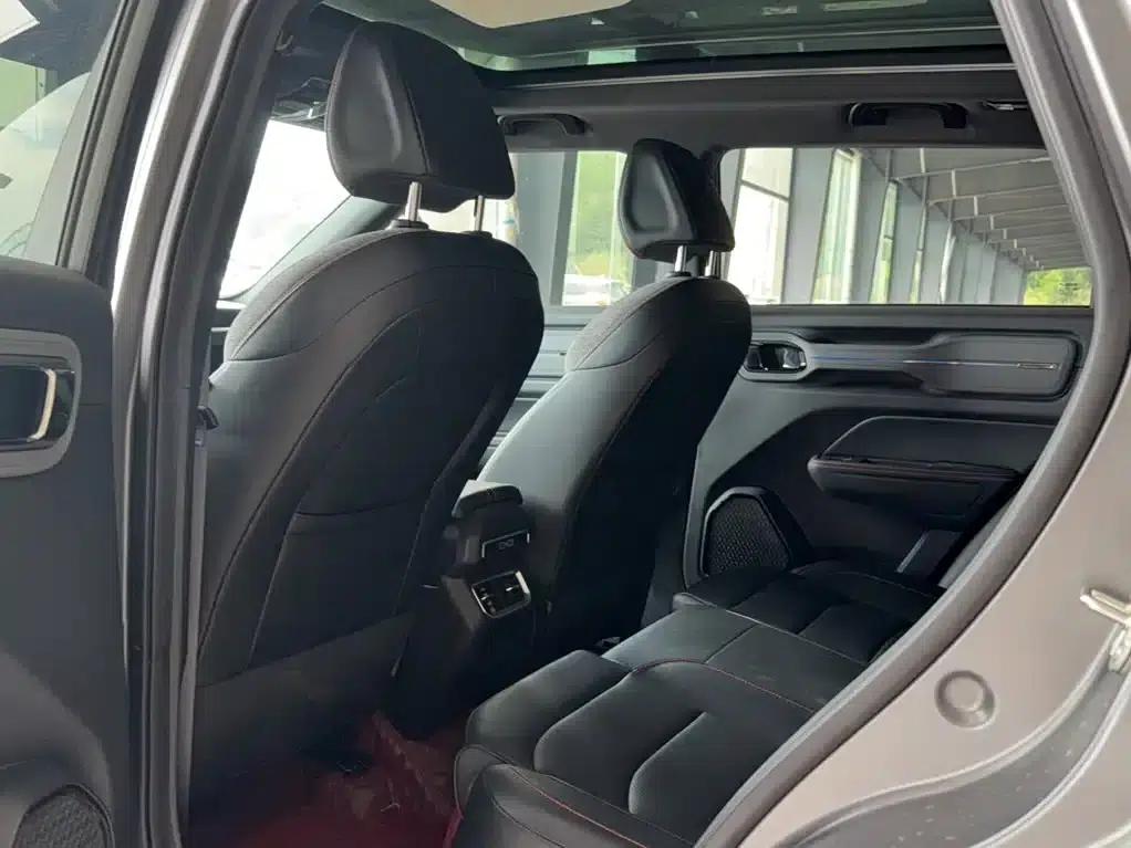 Geely Cowboy 2025 1.5TD Wild Edition — миниатюра 21