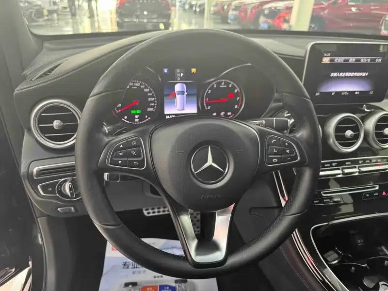 2019 Mercedes-Benz GLC 260 L 4MATIC Dynamic — миниатюра 16