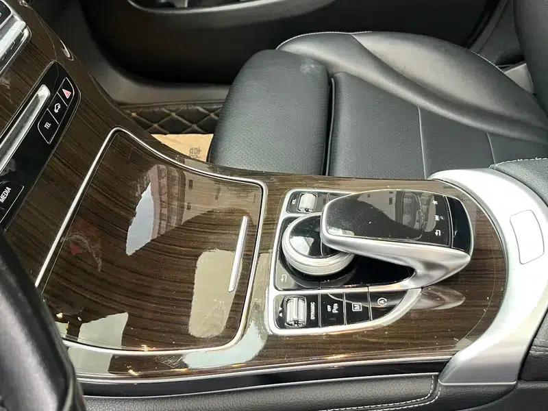 2019 Mercedes-Benz GLC 260 L 4MATIC Dynamic — миниатюра 18