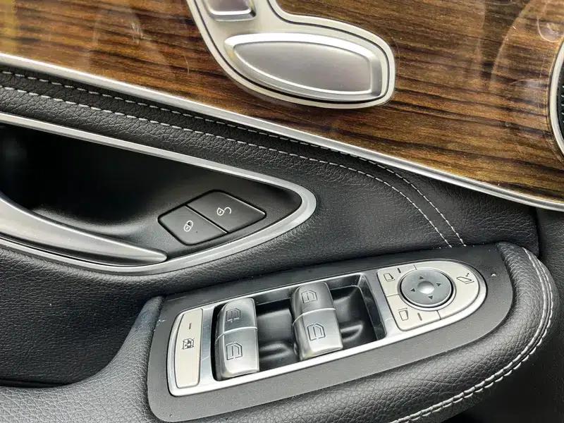 2019 Mercedes-Benz GLC 260 L 4MATIC Dynamic — миниатюра 30