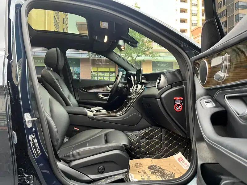 2019 Mercedes-Benz GLC 260 L 4MATIC Dynamic — миниатюра 32