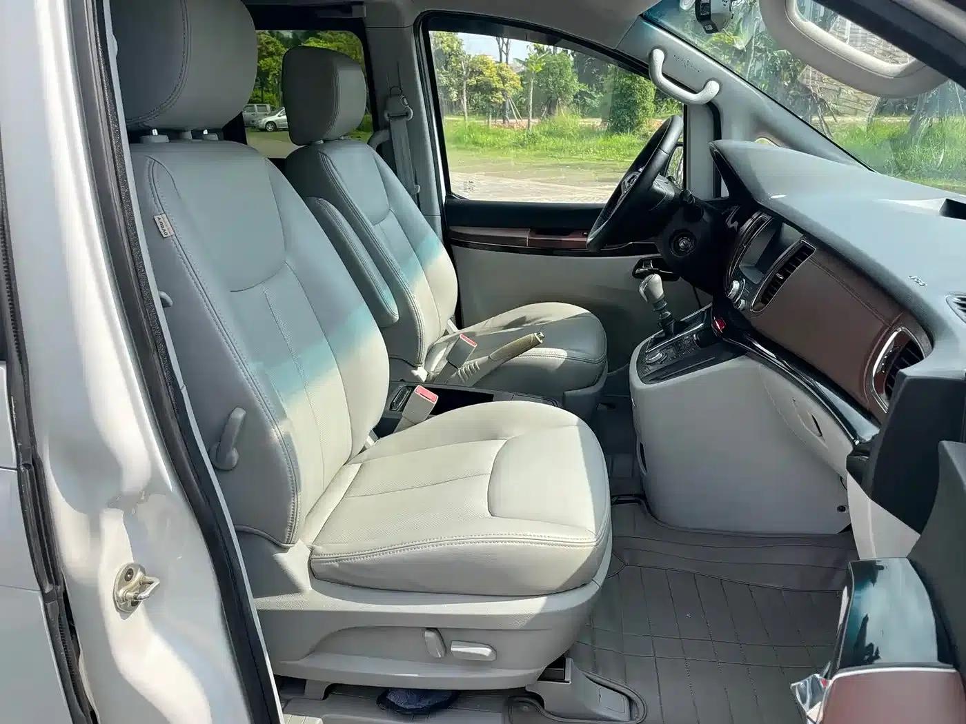 Refine M5 2016 2.0T Gasoline Manual Executive Edition — миниатюра 16
