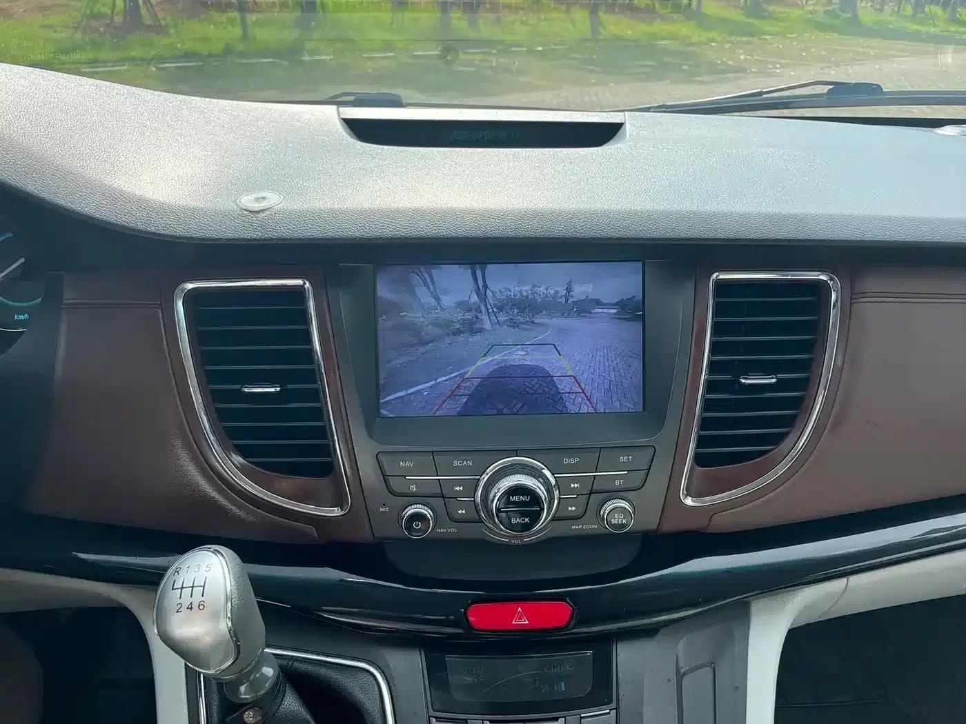 Refine M5 2016 2.0T Gasoline Manual Executive Edition — миниатюра 20