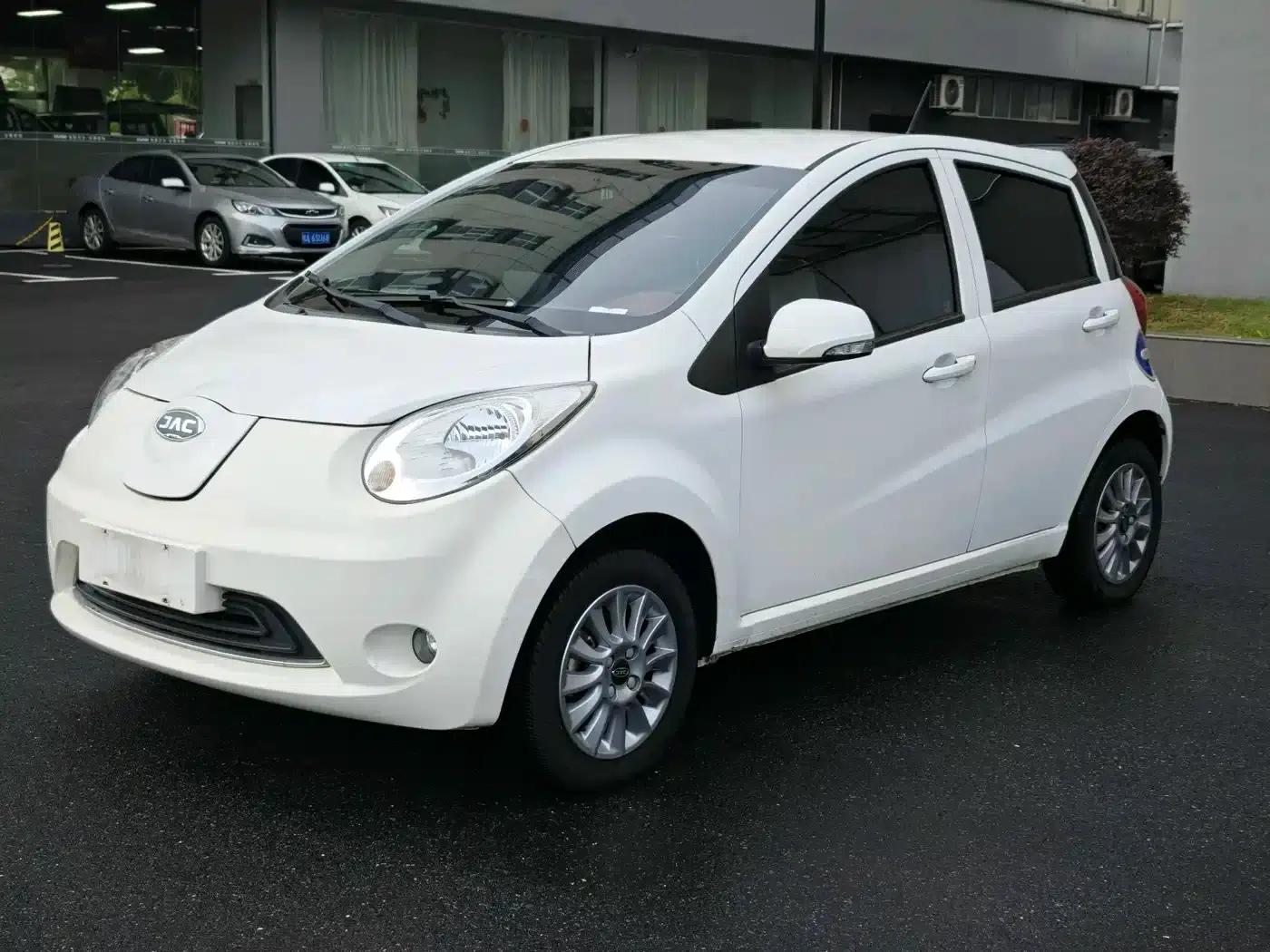 JAC iEV6E 2018 Upgraded Version iEV6E Luxury Intelligent Edition — миниатюра 2