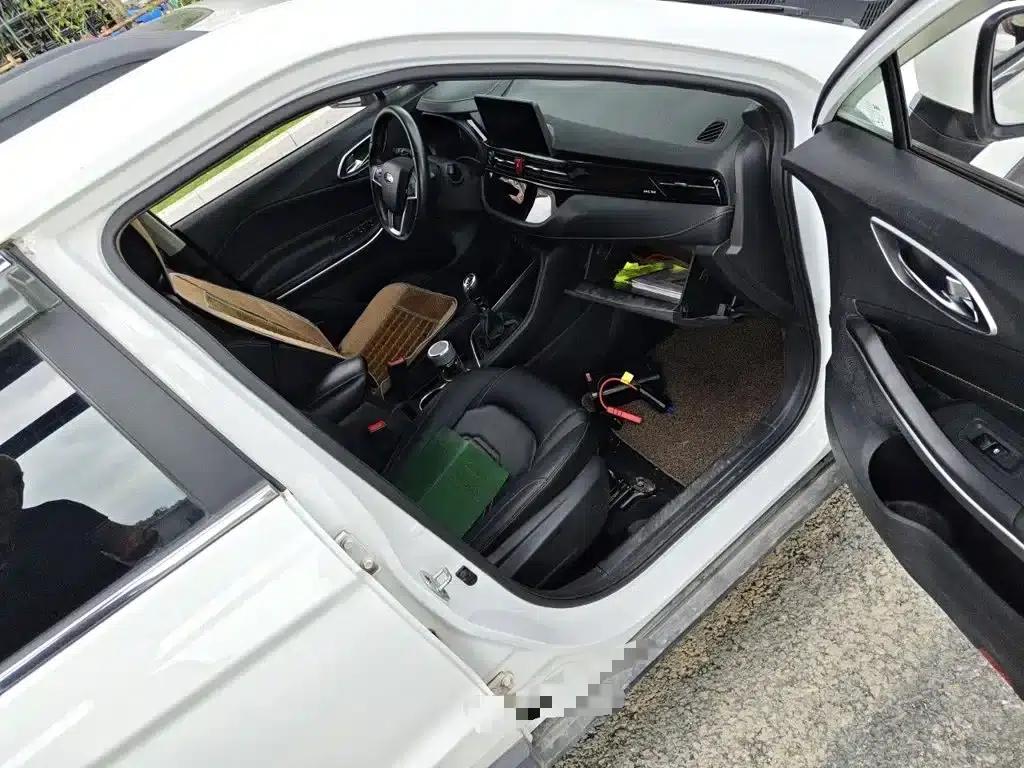 Refine S4 2019 1.6L Manual Superior Edition — миниатюра 19