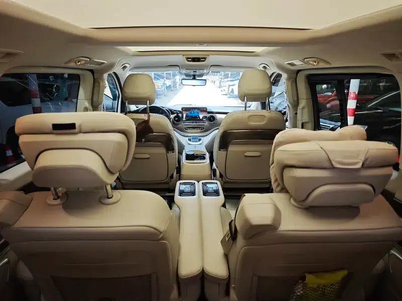 Mercedes-Benz V-Class 2022 V 260 L Long Wheelbase Premium Edition — миниатюра 13