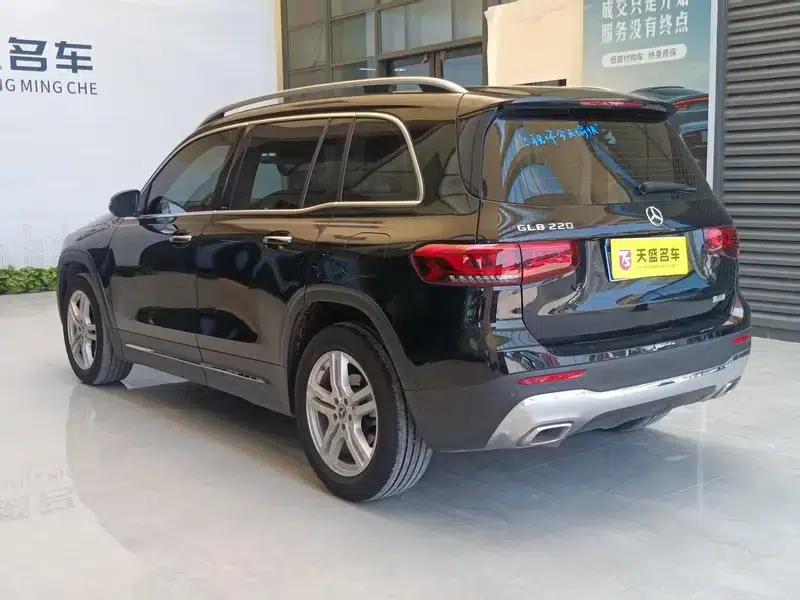 2023 Mercedes-Benz GLB 220 Dynamic — миниатюра 4