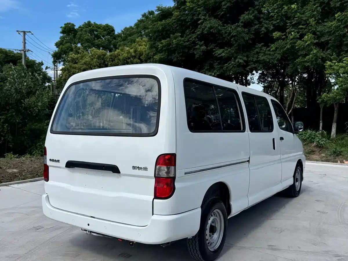 Grace 2019 2.0L Express Comfort 7-seater National VI Emission Standard 1TZS — миниатюра 4