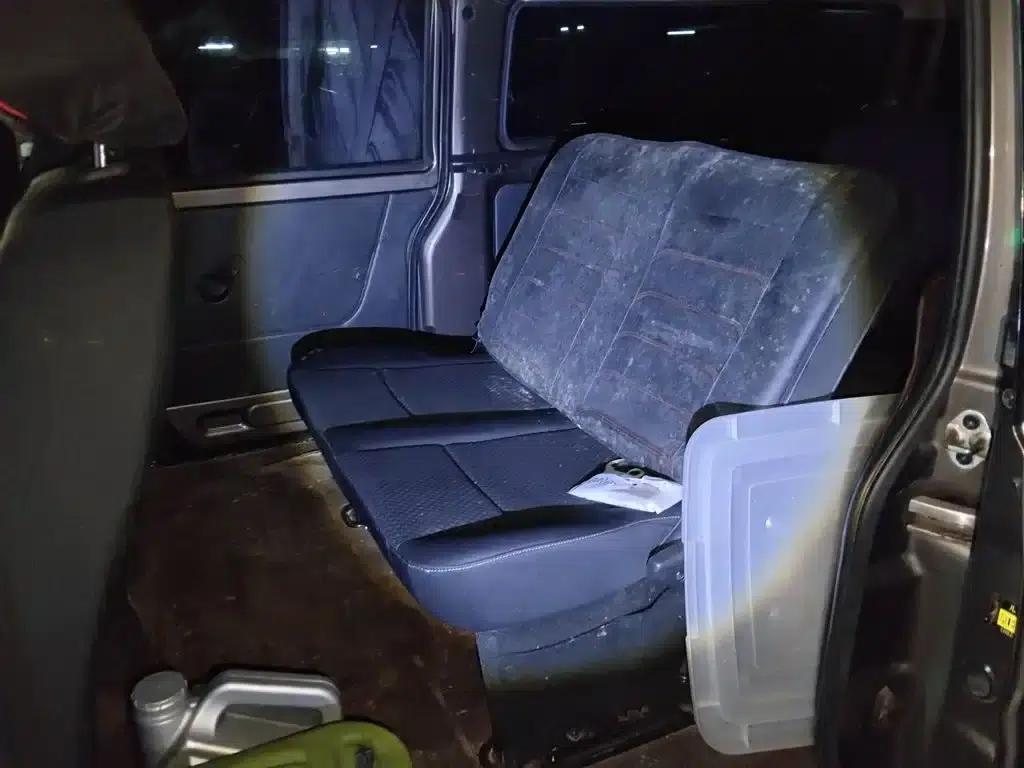 Jin Haishi Classic 2021 Model 1.5L Bus Engineering Lion 6-Seater — миниатюра 14