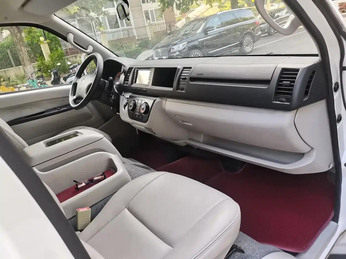 Jinbei Grand Haishi 2016 Model 2.7L Grand Haishi L Toyota Powertrain Automatic — миниатюра 19
