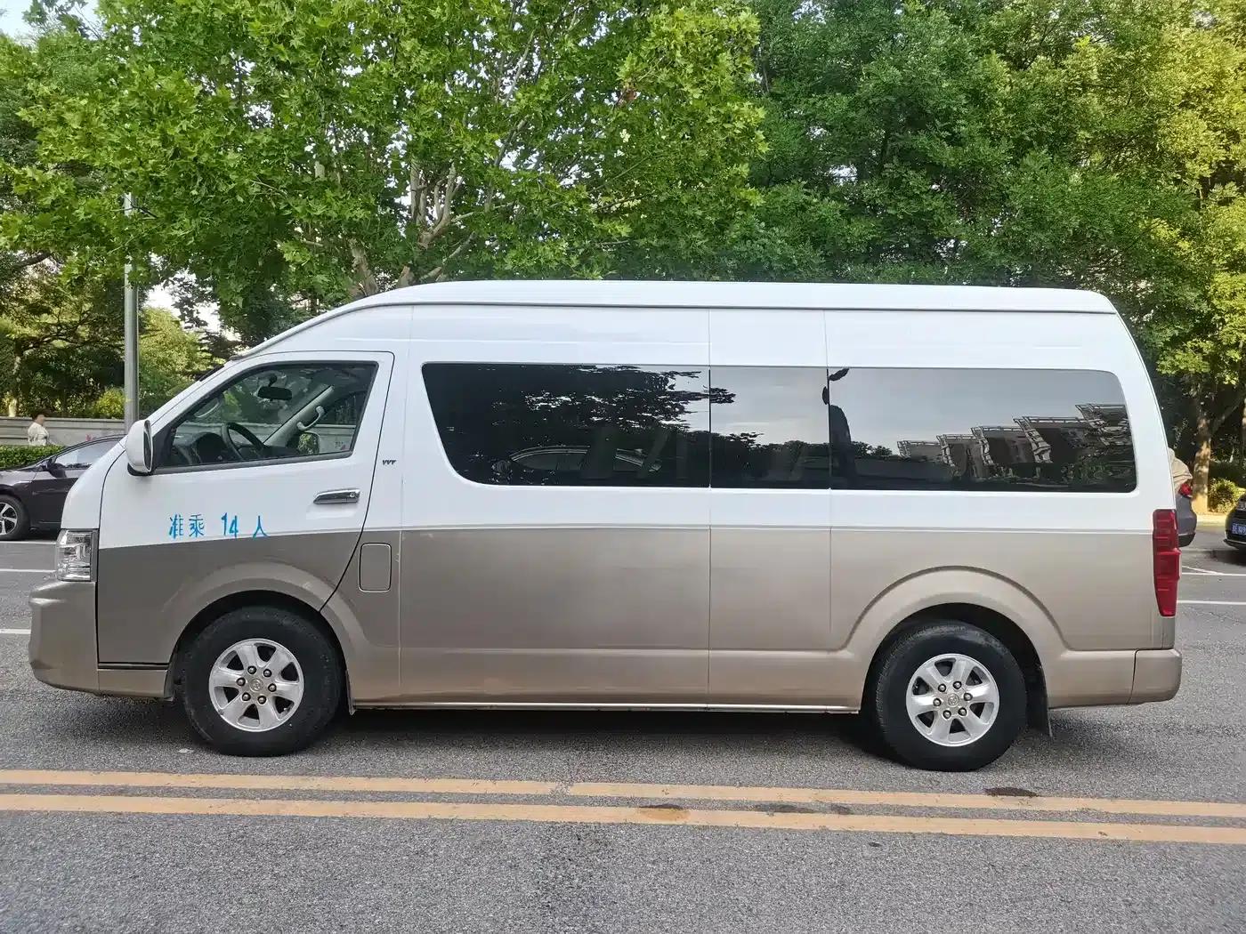 Jinbei Grand Haishi 2016 Model 2.7L Grand Haishi L Toyota Powertrain Automatic — миниатюра 3