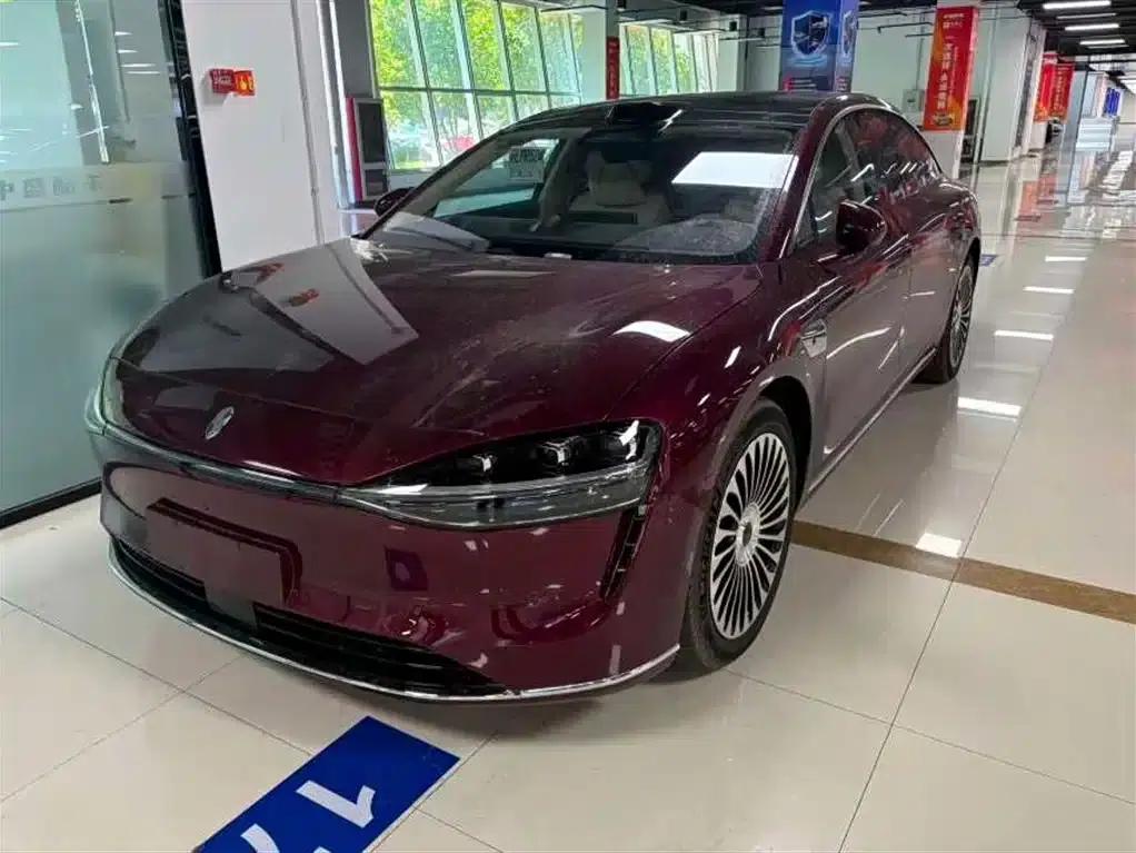 Enjoy S9 2026 Pure Electric Ultra AWD (100kWh, 192-line LiDAR) — миниатюра 1