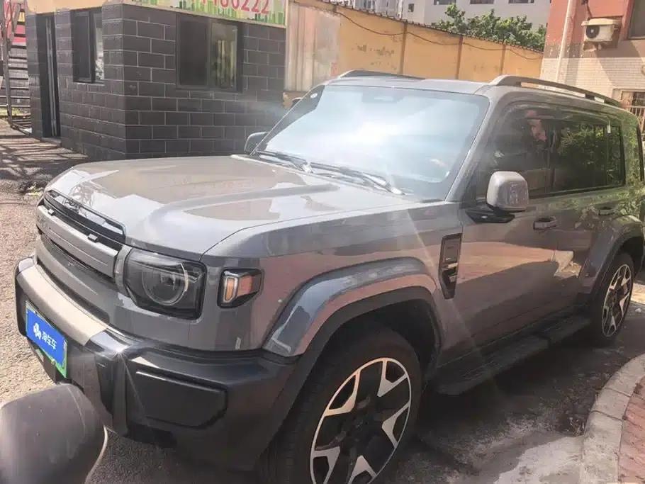 iCAR V27 2026 model 210KM 2WD Falcon 500 — миниатюра 1