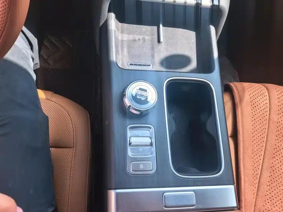 iCAR V27 2026 model 210KM 2WD Falcon 500 — миниатюра 16